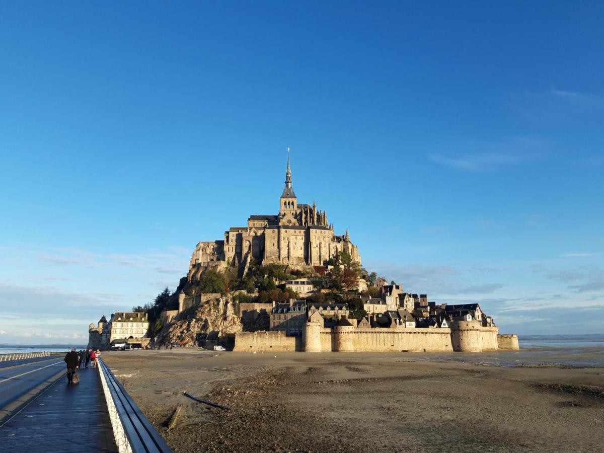 Charmante Maison De Pecheur En Baie Du Mont Saint Michel * Genets