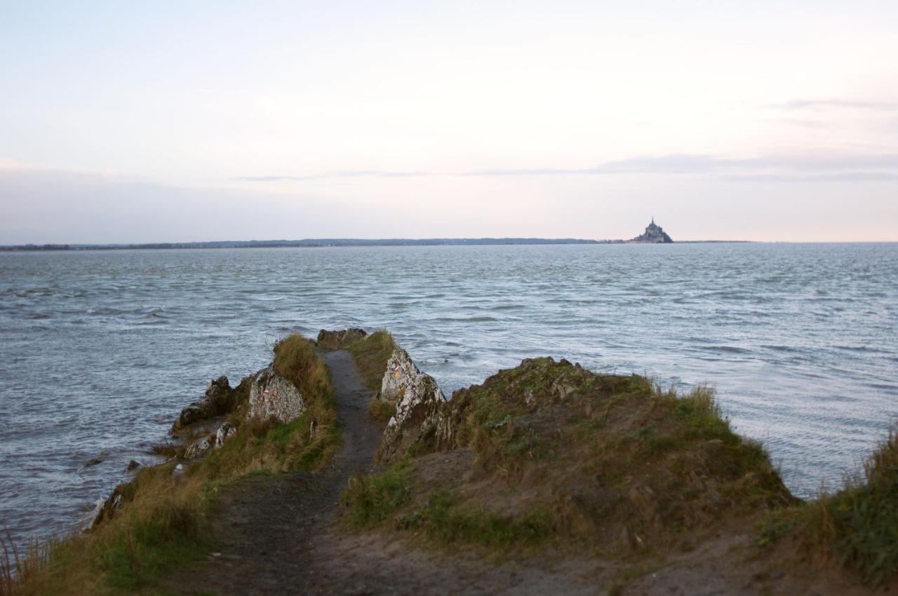 Charmante Maison De Pecheur En Baie Du Mont Saint Michel *